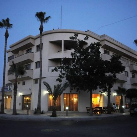 Elysso Hotel Larnaca Exterior photo