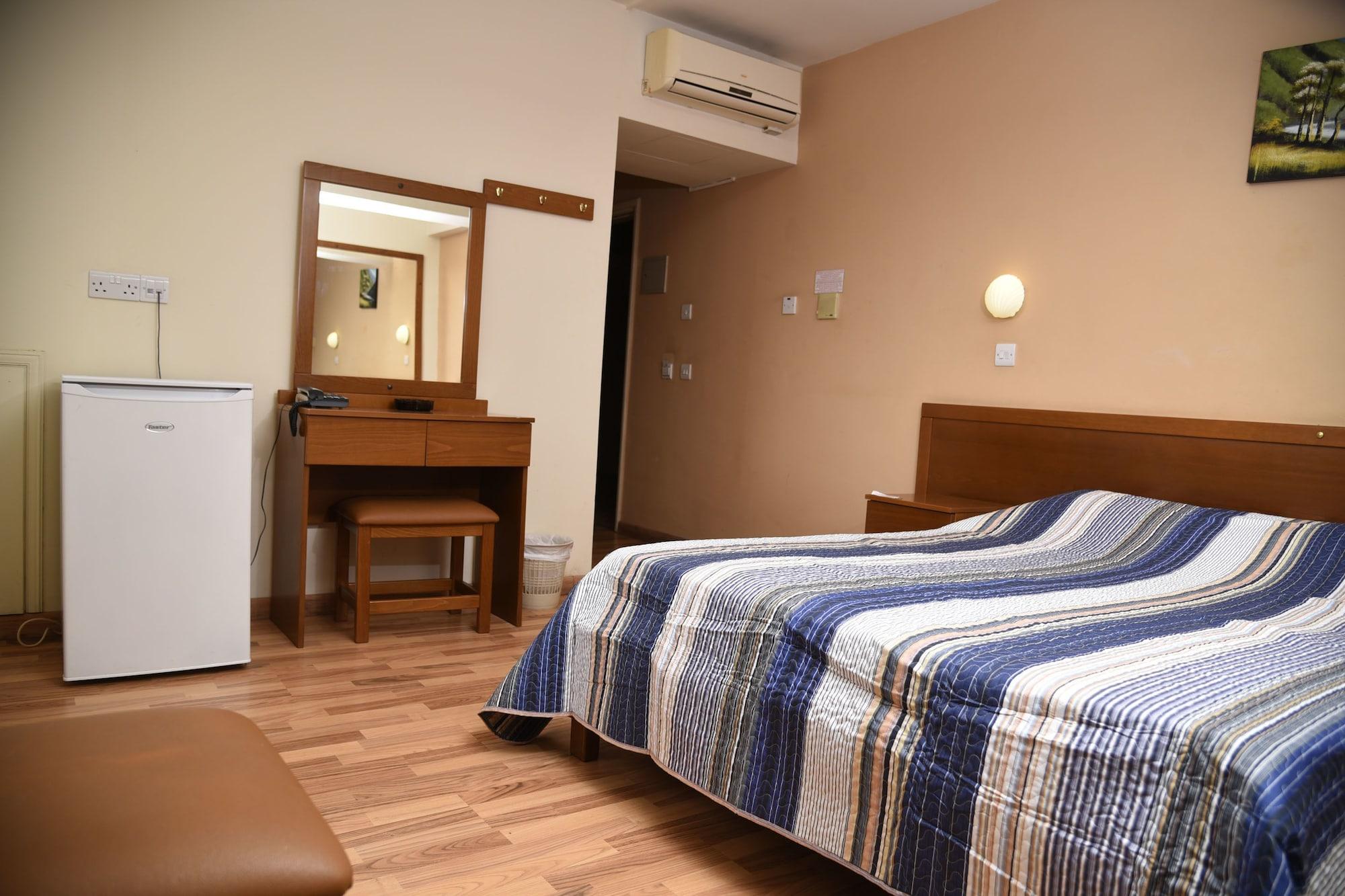 Elysso Hotel Larnaca Exterior photo