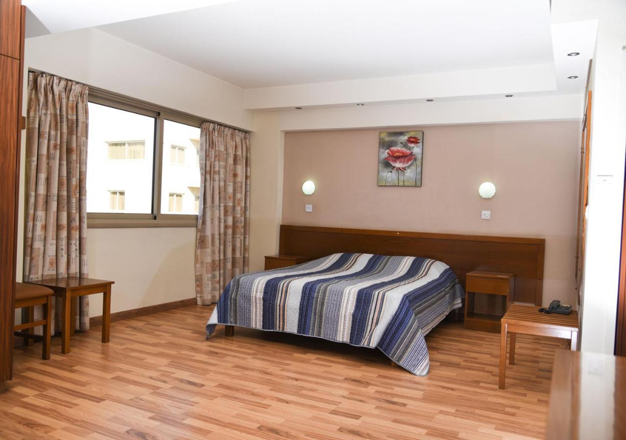 Elysso Hotel Larnaca Exterior photo