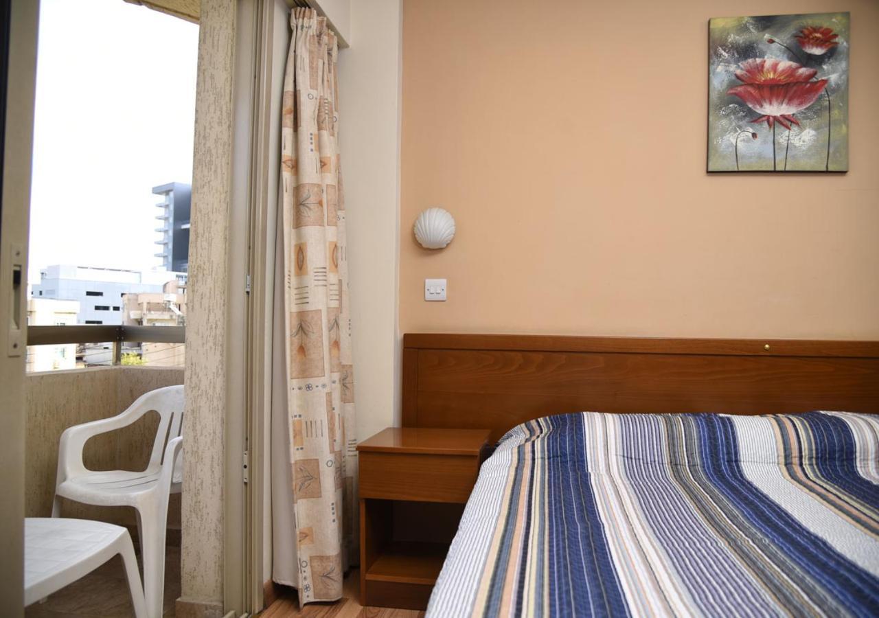 Elysso Hotel Larnaca Exterior photo